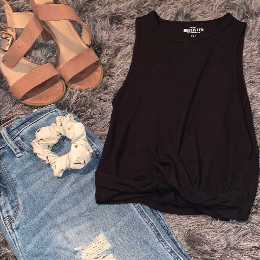 Hollister crop top